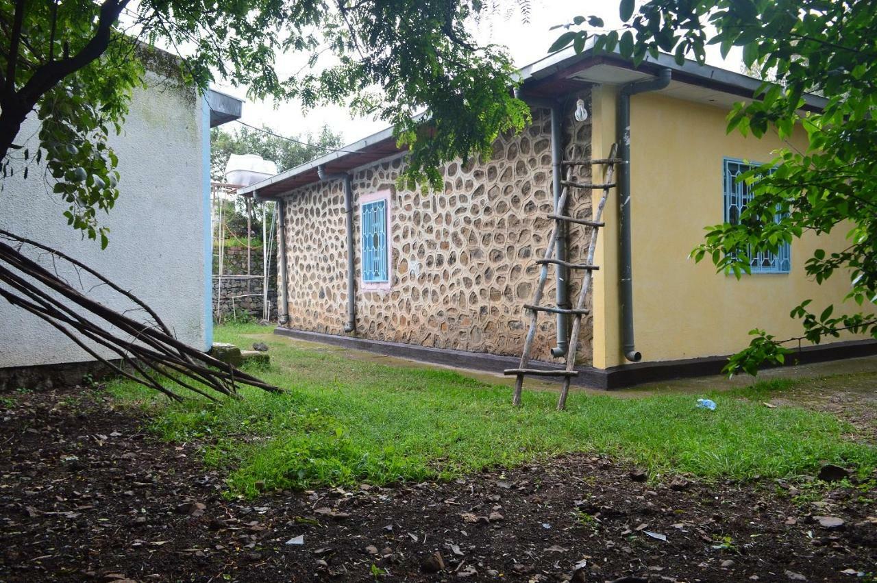 Chef Wondim Backpackers Hostel Gonder Exterior foto